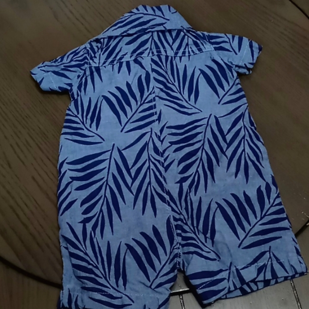🌞🎉 Infant Carter's One-piece - Picture 4 of 4
